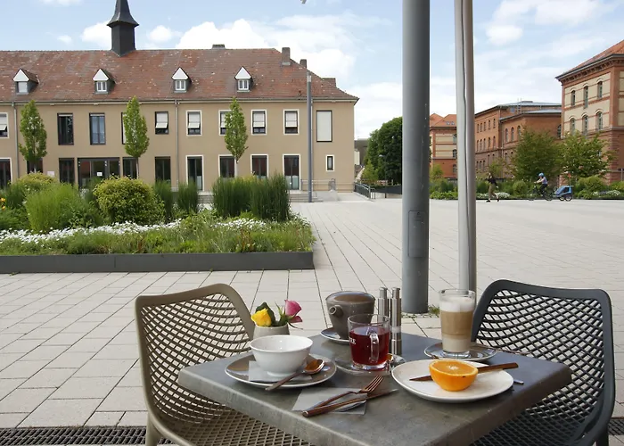 Amelie No 1 & 4* Λαντάου