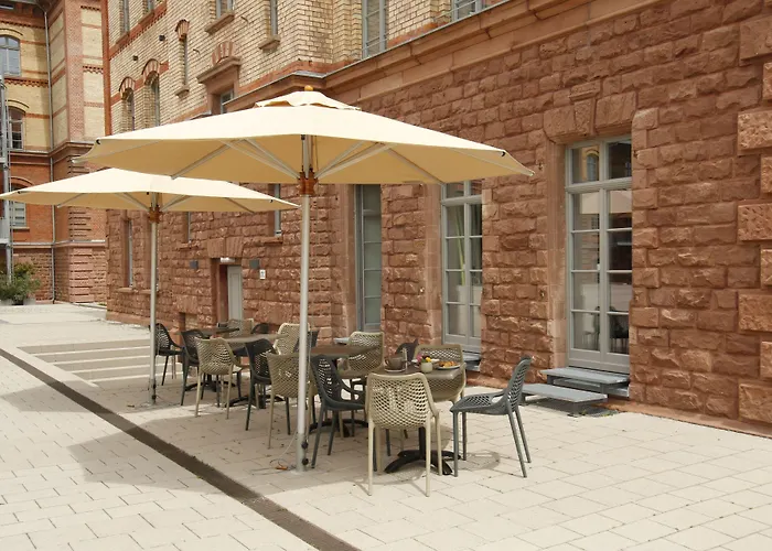 Amelie No 1 & Λαντάου