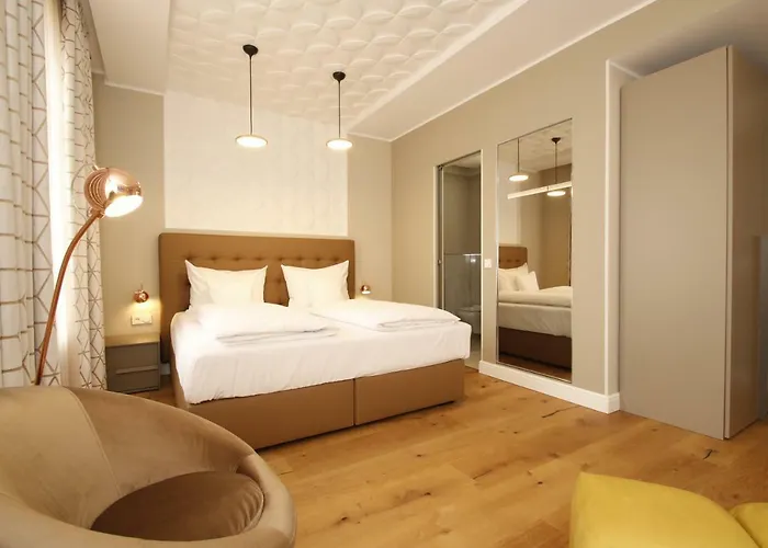 Amelie No 1 & 公寓式酒店 朗道因德普法尔茨