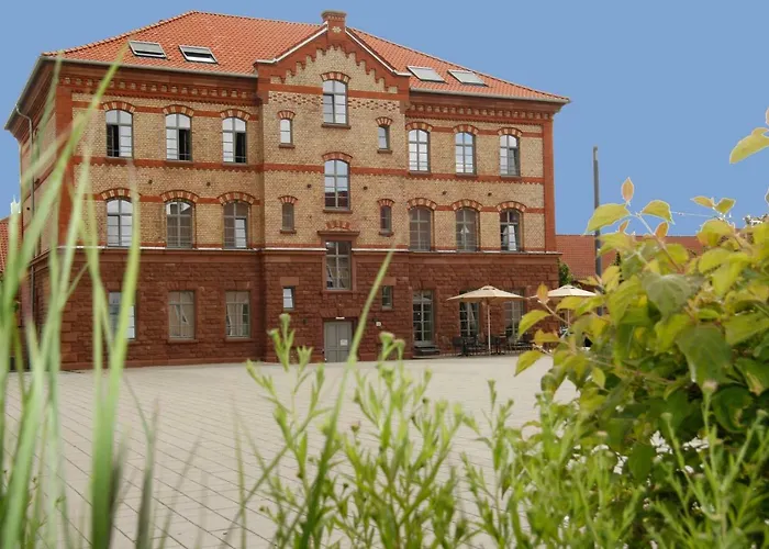 Amelie No 1 & Ξενοδοχείο με διαμερίσματα Λαντάου